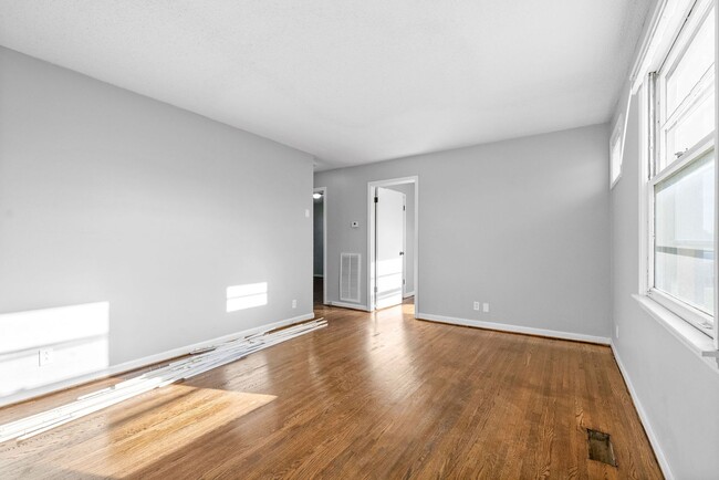 property at 113 Tandy Dr