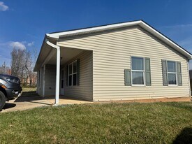 58 Snow Hill Church Rd in Candler, NC - Building Photo