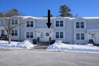 107 Franklin St Ext in Derry, NH - Foto de edificio - Building Photo