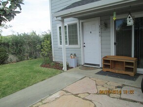 3140 Woods Cir in Davis, CA - Building Photo - Building Photo