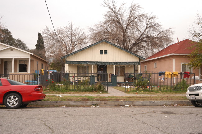 810 W 7th St in San Bernardino, CA - Building Photo - Building Photo