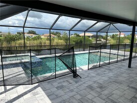 1007 NW 8th Terrace in Cape Coral, FL - Building Photo