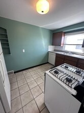 13510 Cedar Rd in University Heights, OH - Building Photo - Building Photo