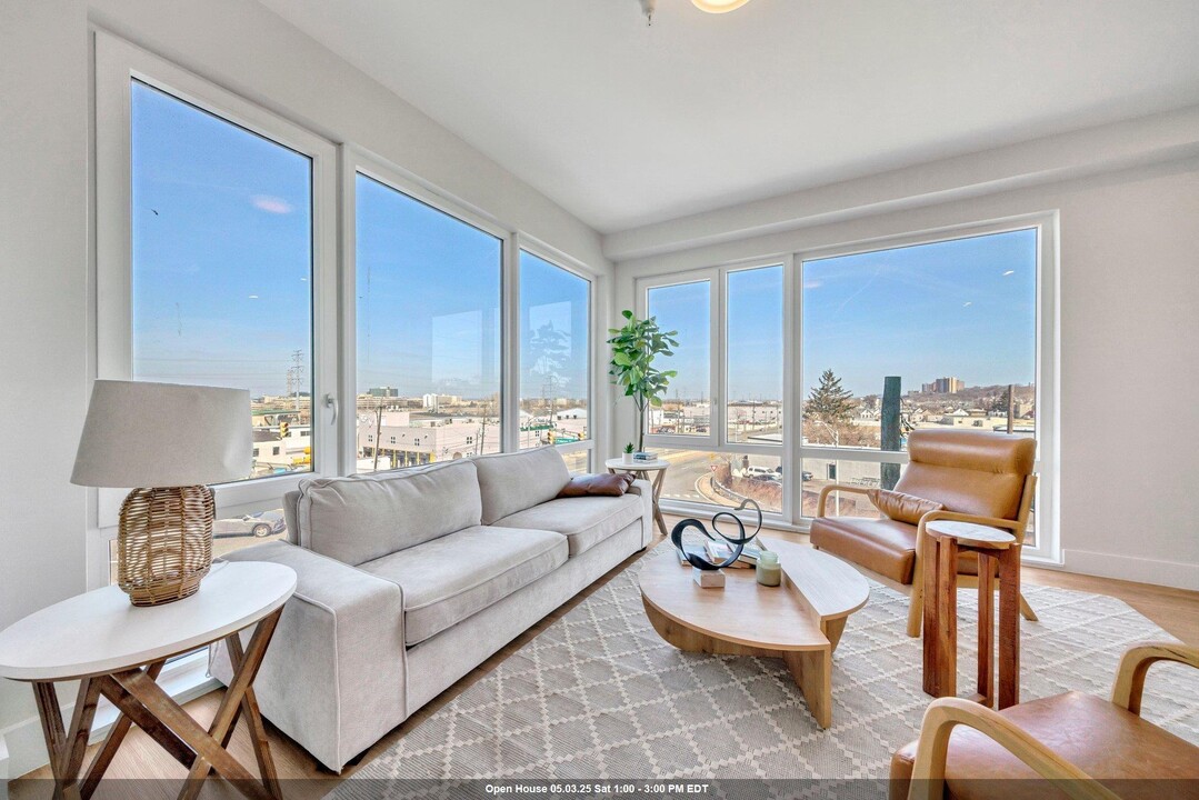 3601 Liberty Ave in North Bergen, NJ - Building Photo
