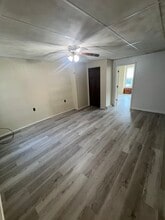 1005 S Queen St in York, PA - Building Photo - Building Photo