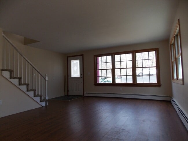 196 Main St in Rockport, MA - Building Photo - Building Photo