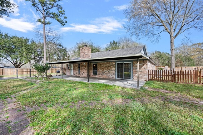 property at 23864 White Oak Ct