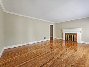 121 Rockwood Dr in Greenville, SC - Building Photo - Building Photo