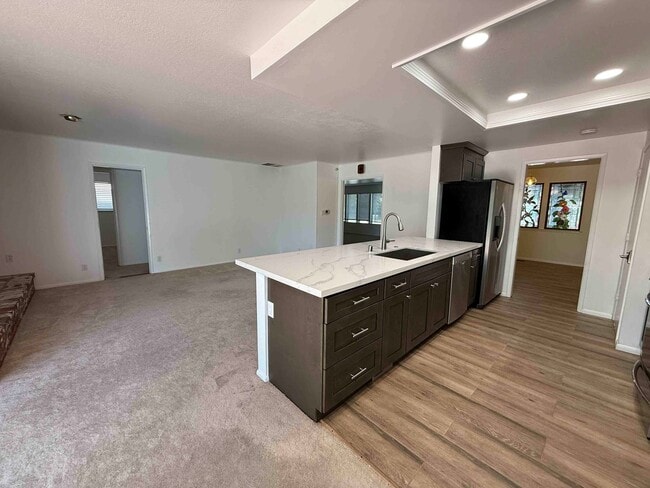 2291 University Ave in Sacramento, CA - Building Photo - Building Photo
