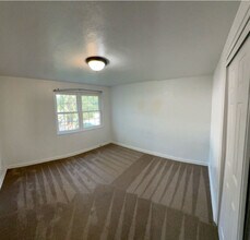 904 N Prairie Ave in Joliet, IL - Building Photo - Building Photo