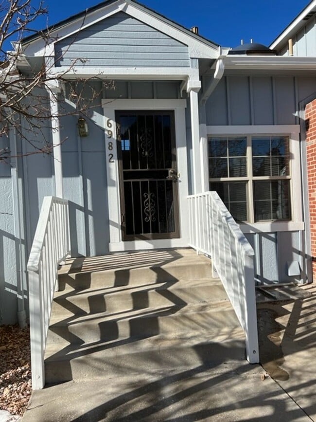 6982 Los Reyes Cir in Colorado Springs, CO - Building Photo - Building Photo