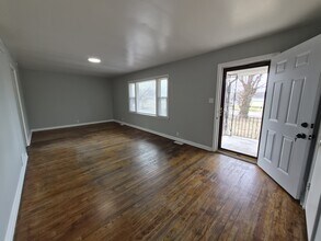 2703 Kristen Dr E in Indianapolis, IN - Building Photo - Building Photo