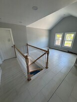 41 Hobson Ave in Saint James, NY - Building Photo