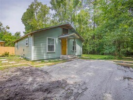 223 SE 9 St in Gainesville, FL - Building Photo