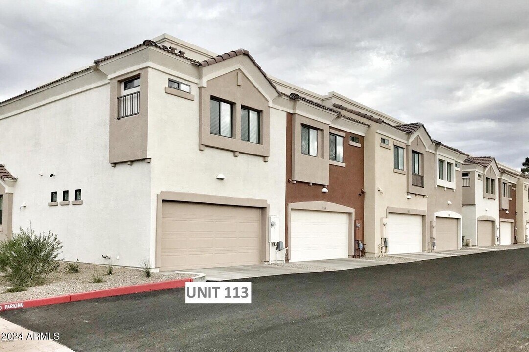 5225 E Enid Ave in Mesa, AZ - Building Photo