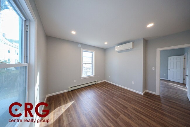 81 Alder St, Unit C
