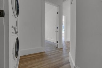 930 Commonwealth Ave, Unit 40 in Boston, MA - Building Photo - Building Photo