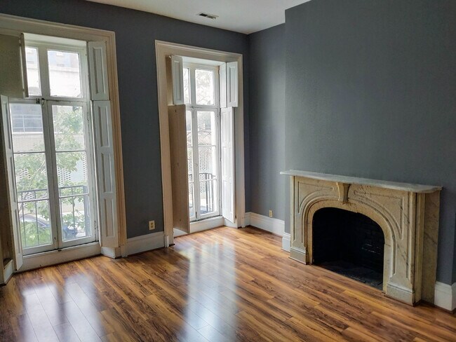 17 E Centre St photo'