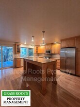 19790 New Rome Rd in Nevada City, CA - Building Photo - Building Photo