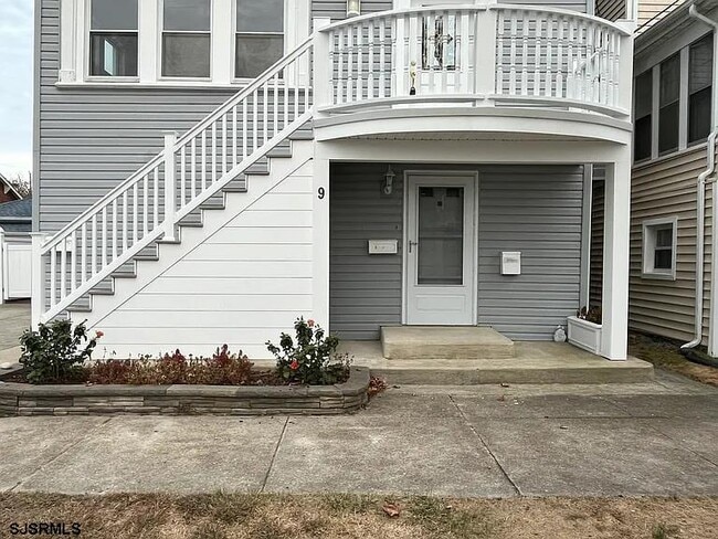 property at 9 N Wissahickon Ave
