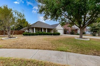 15437 Fisher Island Dr in Austin, TX - Building Photo - Building Photo