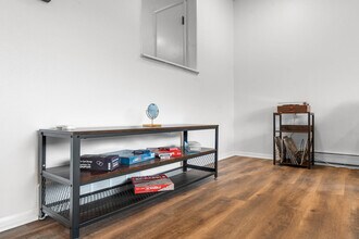 11814 Flushing Dr in Maryland Heights, MO - Building Photo - Building Photo