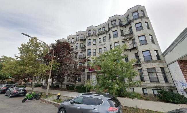 1258 Commonwealth Ave, Unit B