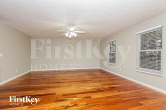 322 Elderberry Way in Murfreesboro, TN - Foto de edificio - Building Photo