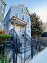 3604 W Diversey Ave, Unit G in Chicago, IL - Building Photo