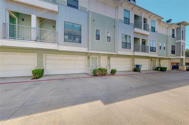 2415 Stutz Dr in Dallas, TX - Building Photo
