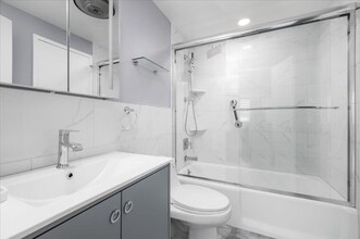 1270 North Ave in New Rochelle, NY - Foto de edificio - Building Photo