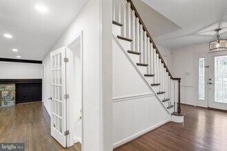 9312 Sprinklewood Ln in Potomac, MD - Building Photo - Building Photo