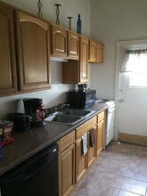 318 W Hall St in Savannah, GA - Building Photo - Building Photo