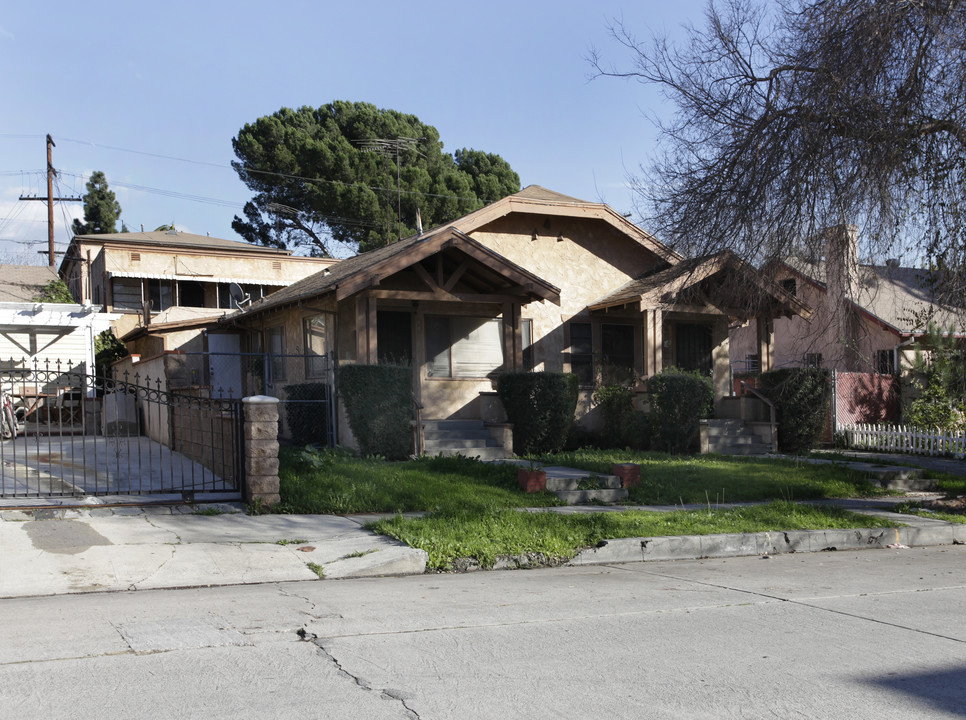 752-754 1/2 Wilcox Ave in Los Angeles, CA - Building Photo