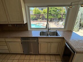 913 Reed Ave in Sunnyvale, CA - Building Photo - Building Photo