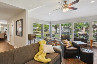 1006 Glacier Hill Dr in Houston, TX - Building Photo - Building Photo