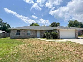 1297 Middlebrook Dr in Pensacola, FL - Building Photo