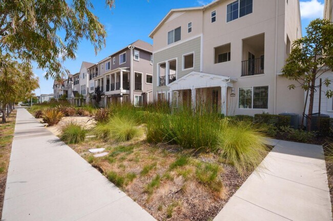 37607 Cape Cod Rd in Newark, CA - Building Photo - Building Photo