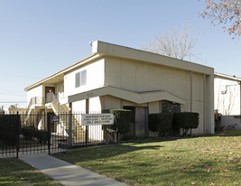 615 Karesh Ave Apartments