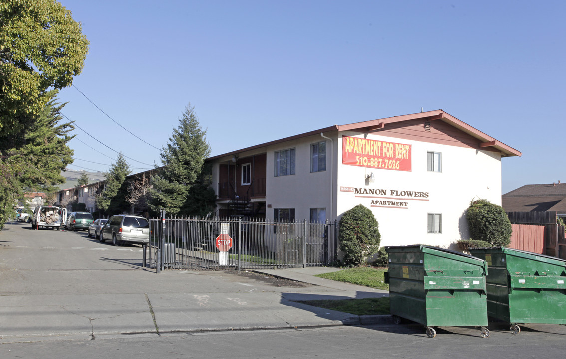 Manon Flowers Apartment in Hayward, CA - Building Photo