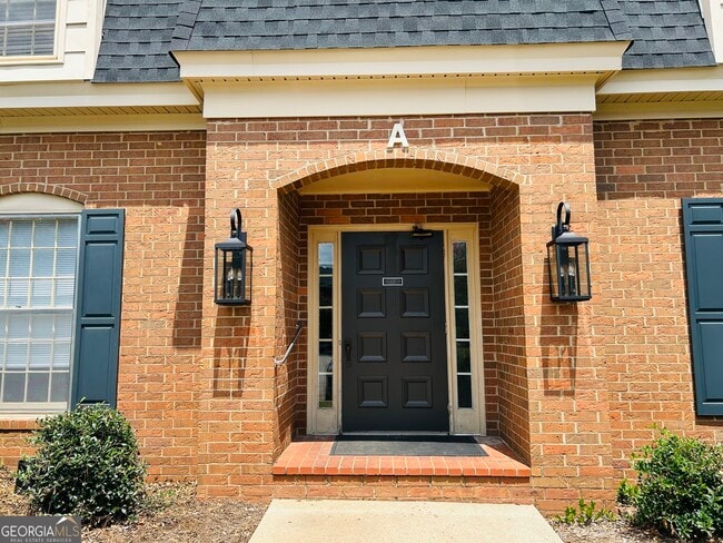 property at 207 Harwell Ave