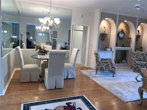 3595 Laurel Greens Ln N in Naples, FL - Building Photo - Building Photo