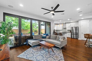 507 Franklin Blvd, Unit UNIT 2 in Austin, TX - Building Photo