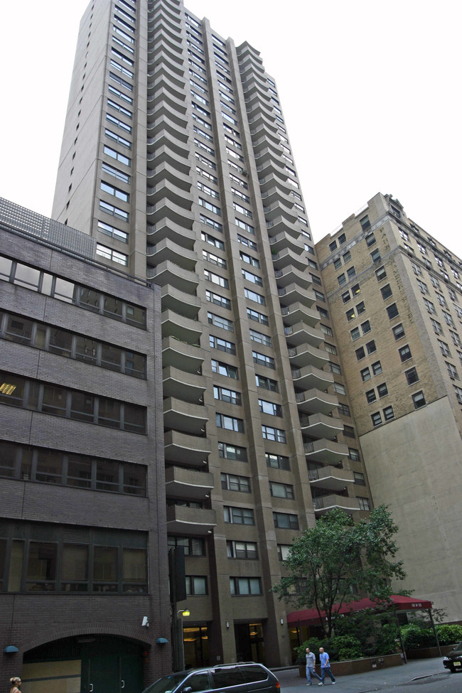 The Coronet Condominium in New York, NY - Foto de edificio - Building Photo