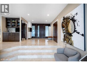 5144 Pitcairn Pl in West Vancouver, BC - Building Photo - Building Photo