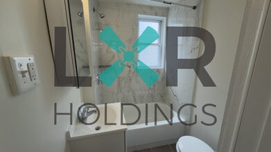 7242 Glenthorne Rd in Upper Darby, PA - Building Photo - Building Photo