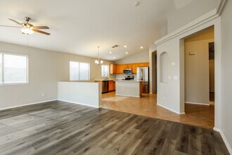 12821 W Crocus Dr in El Mirage, AZ - Building Photo - Building Photo