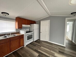 3218 Victor Ln in Fort Wayne, IN - Building Photo - Building Photo