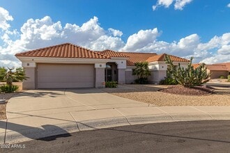 14113 W Robertson Dr in Sun City West, AZ - Foto de edificio - Building Photo