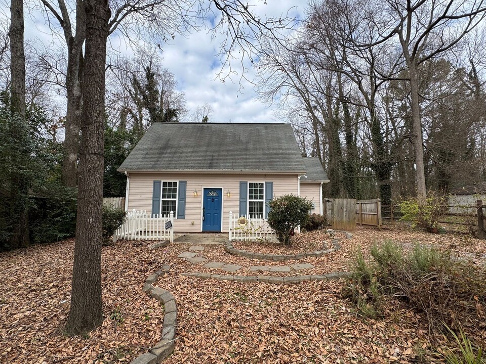 508 North St in Belmont, NC - Building Photo